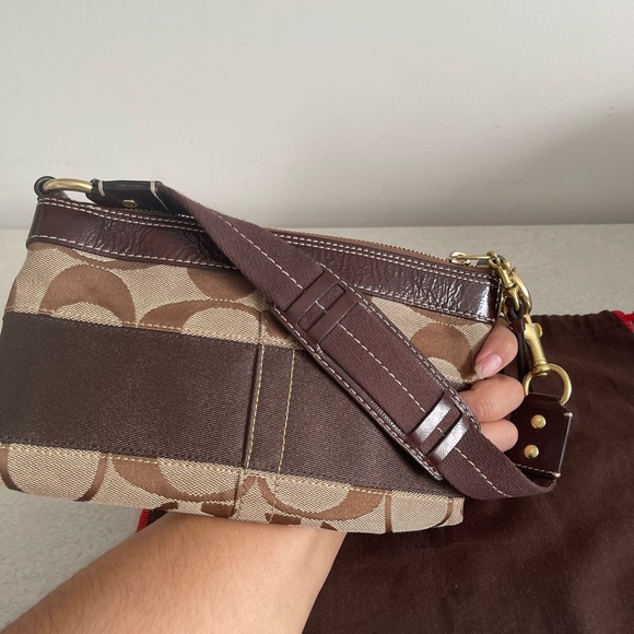 Brown Coach Bag Beautiful Condition - Picture 10 of 14
